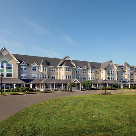 The Loyalist Country Inn & Conference Centre Саммерсайд Экстерьер фото