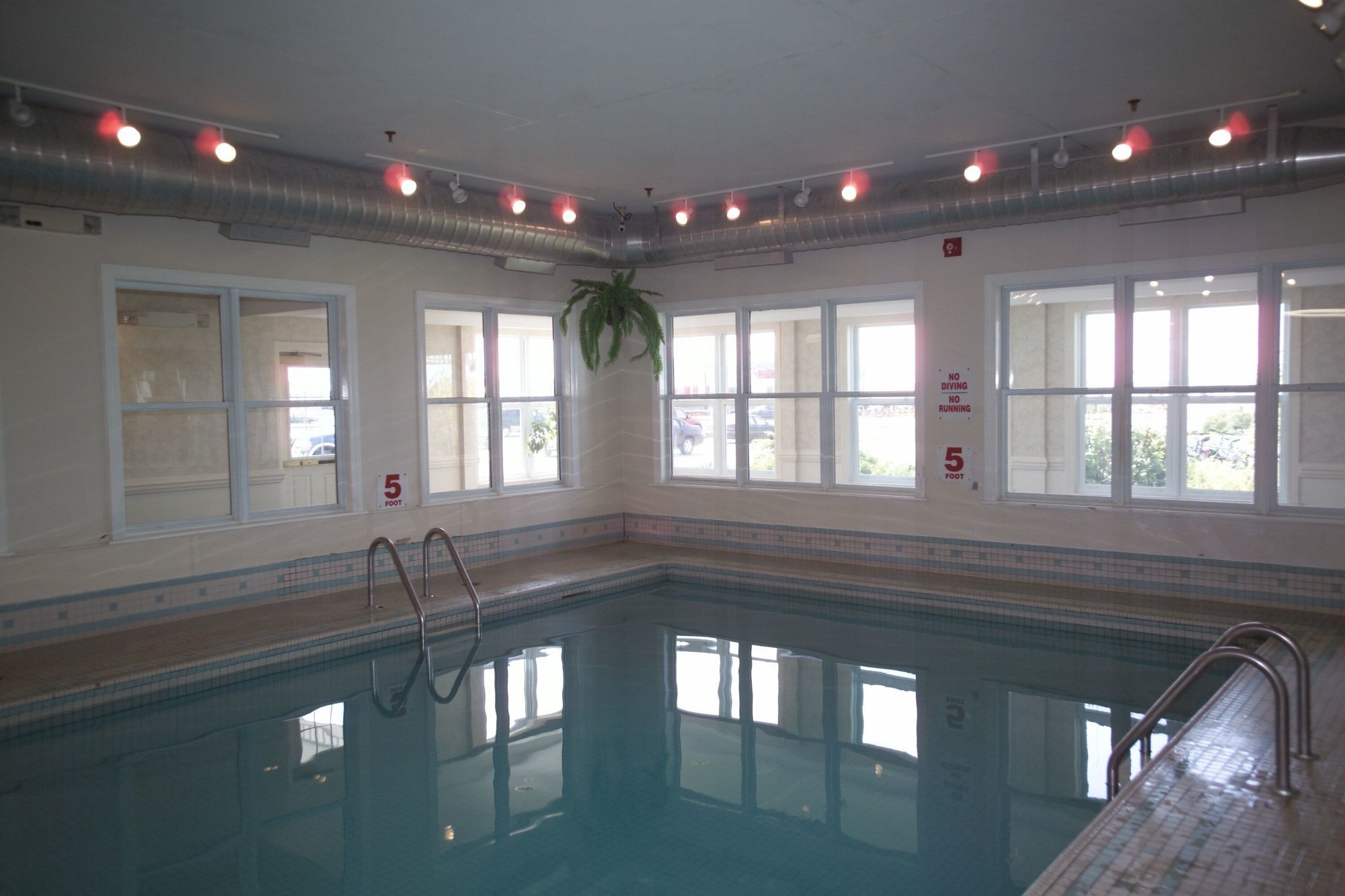 The Loyalist Country Inn & Conference Centre Саммерсайд Удобства фото